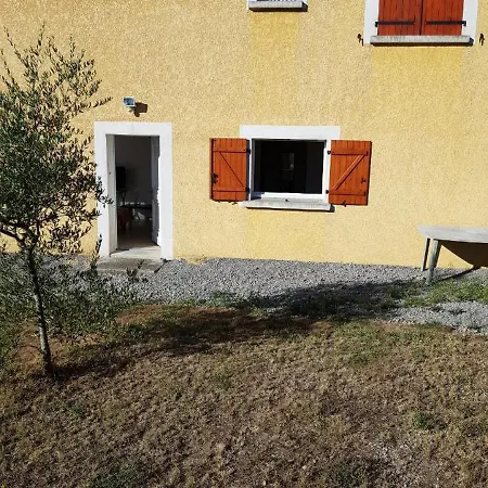 Studio Spacieux Et Lumineux A Uzer 公寓 于泽